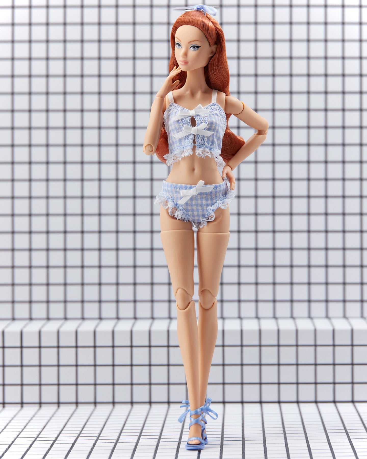 DEFA LUCY PLAY SERIES 1-CHECKMATE! MYSTERY DOLL