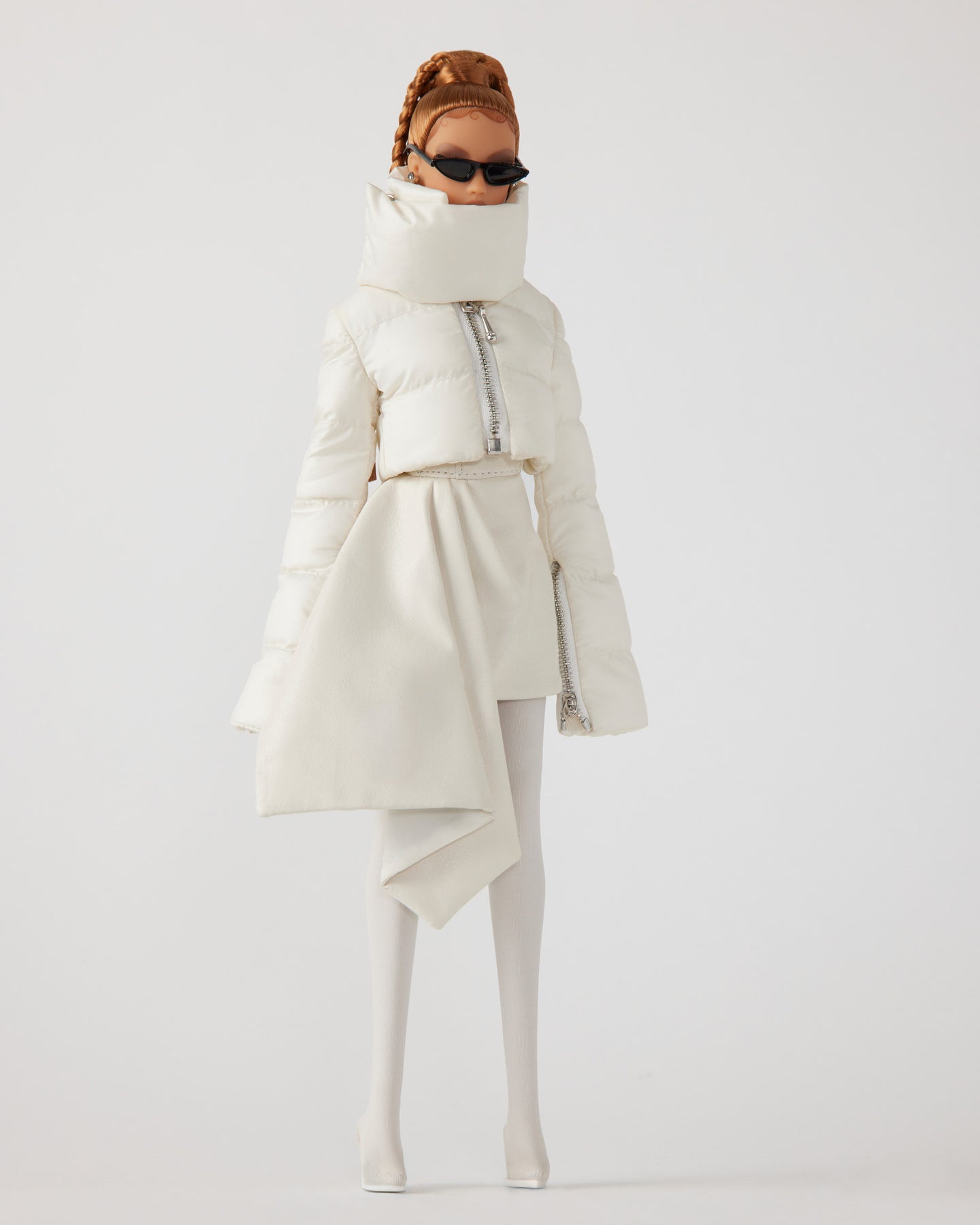 SERIES 2 PARIS Model No. 06