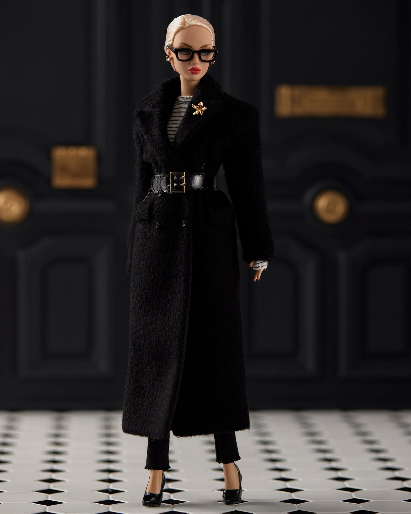 SERIES 2 PARIS Model No.08