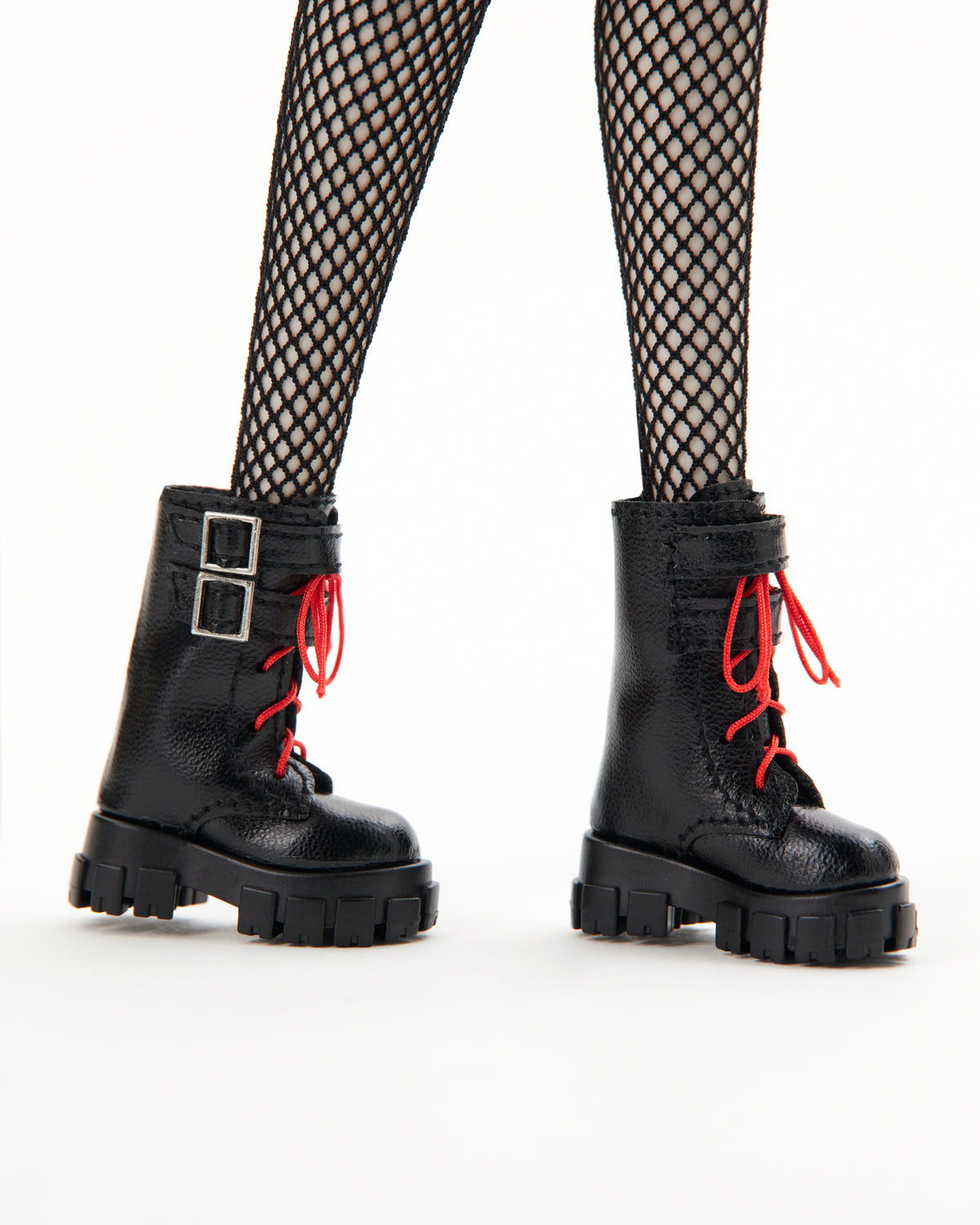 BLACK LEATHER LACE-UP BOOTS